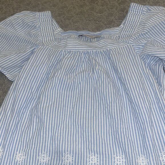 LOFT Blue/White Eyelet Seersucker Stripe Square Neck Top Sz MP NWOT - Picture 6 of 10